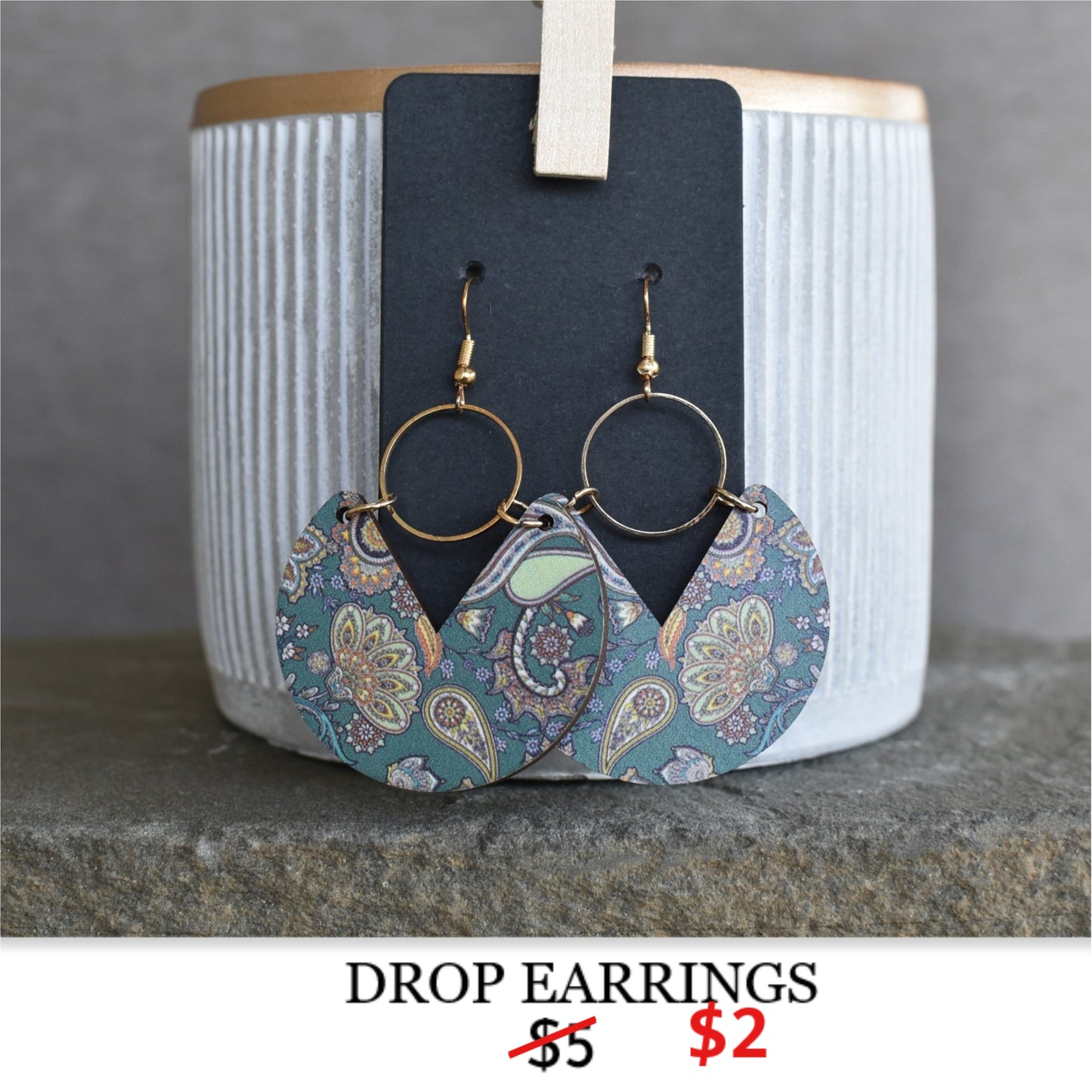 DROP EARRINGS