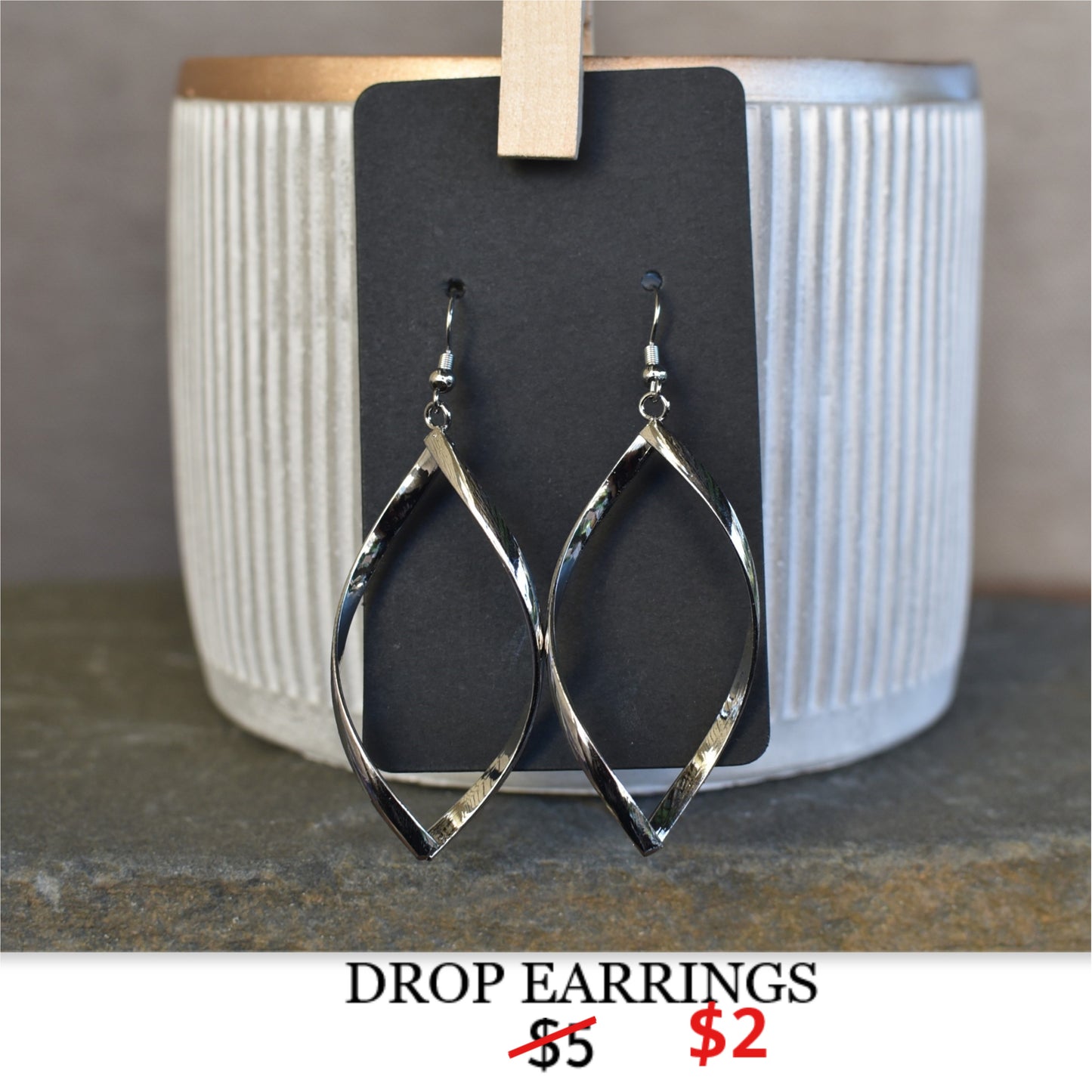 DROP EARRINGS