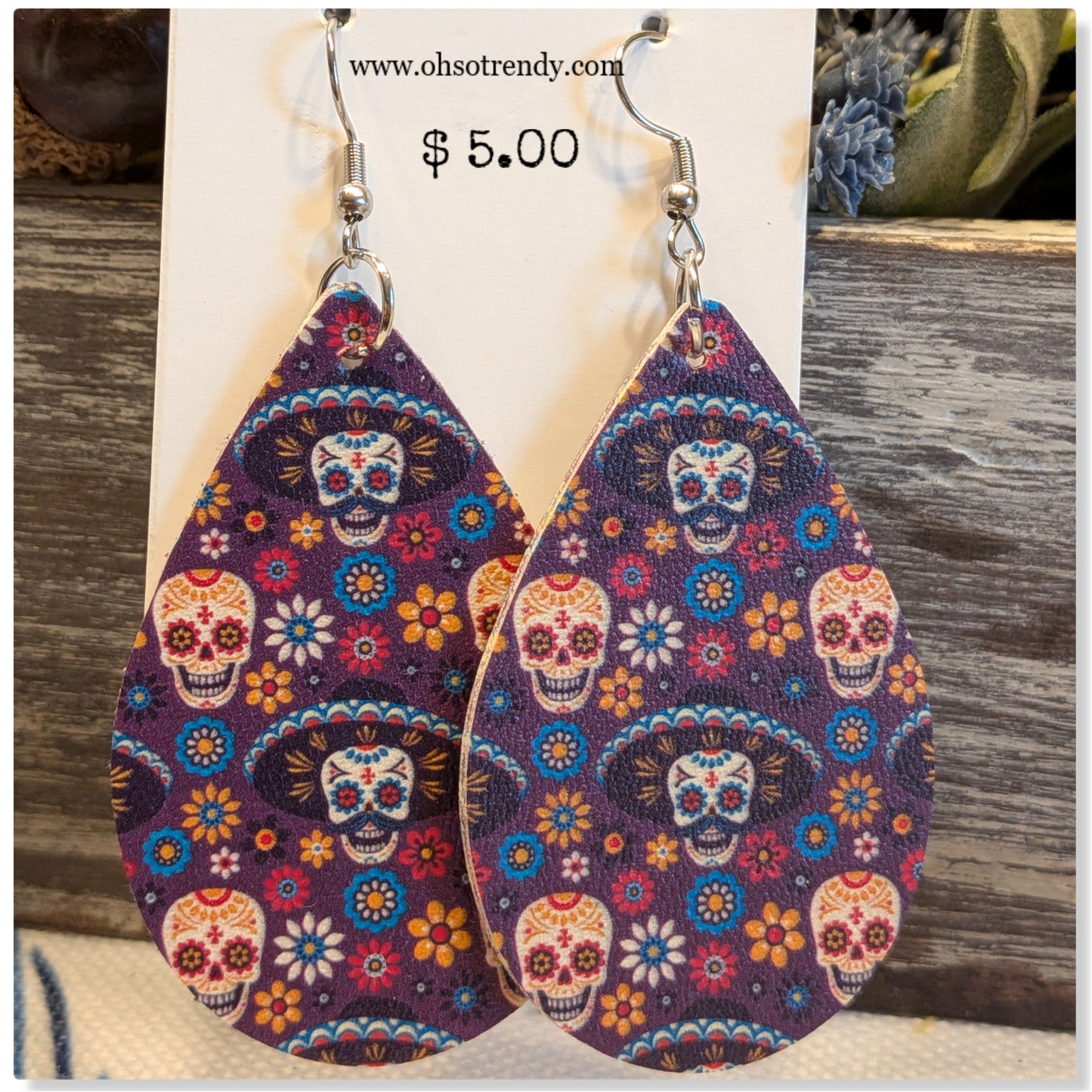 SKULL EARRINGS