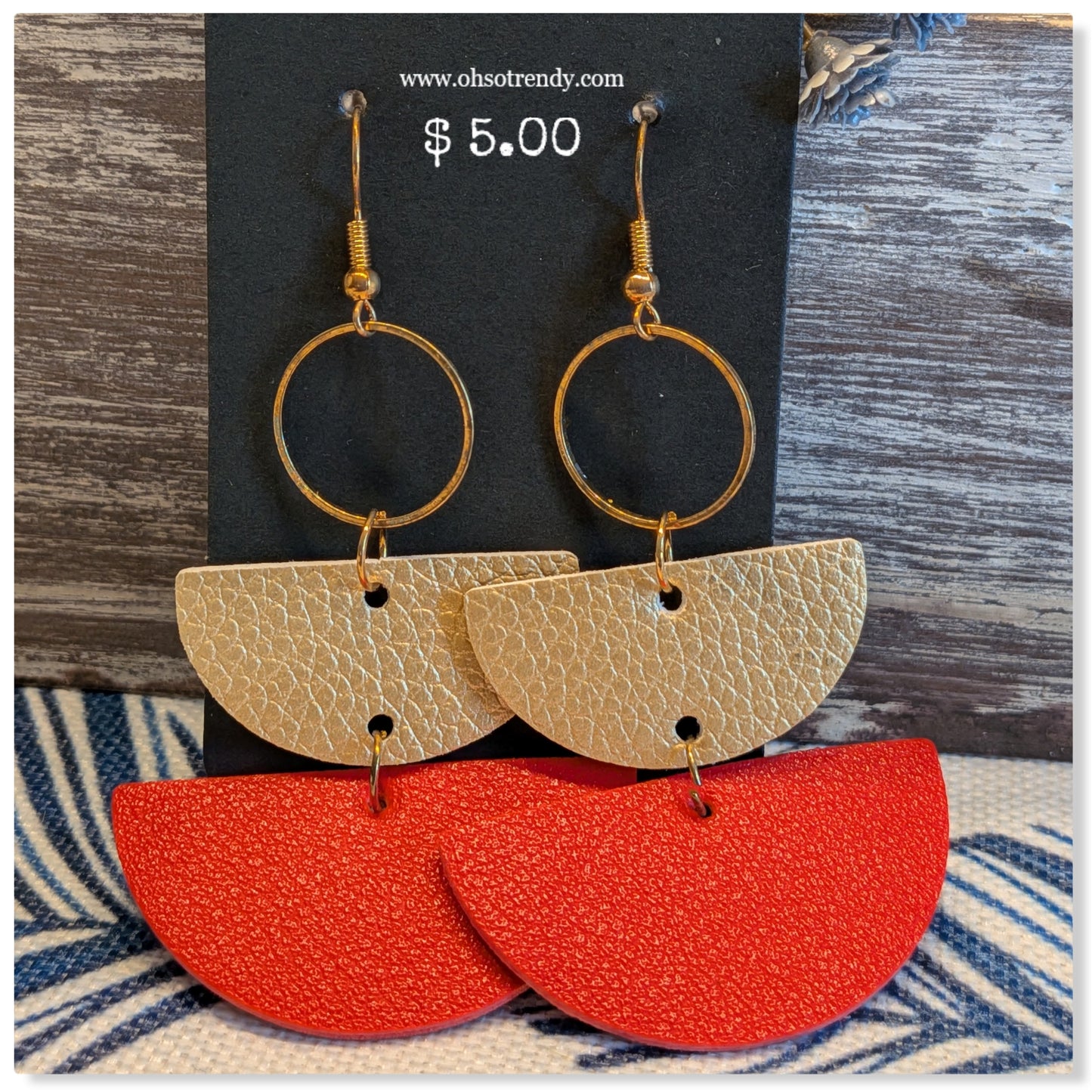 DROP EARRINGS