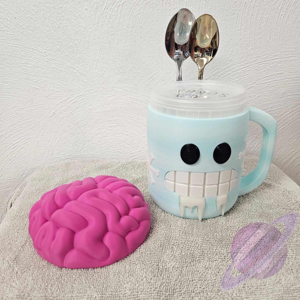 BRAIN FREEZE- 3D PRINTED ICE CREAM PINT HOLDER