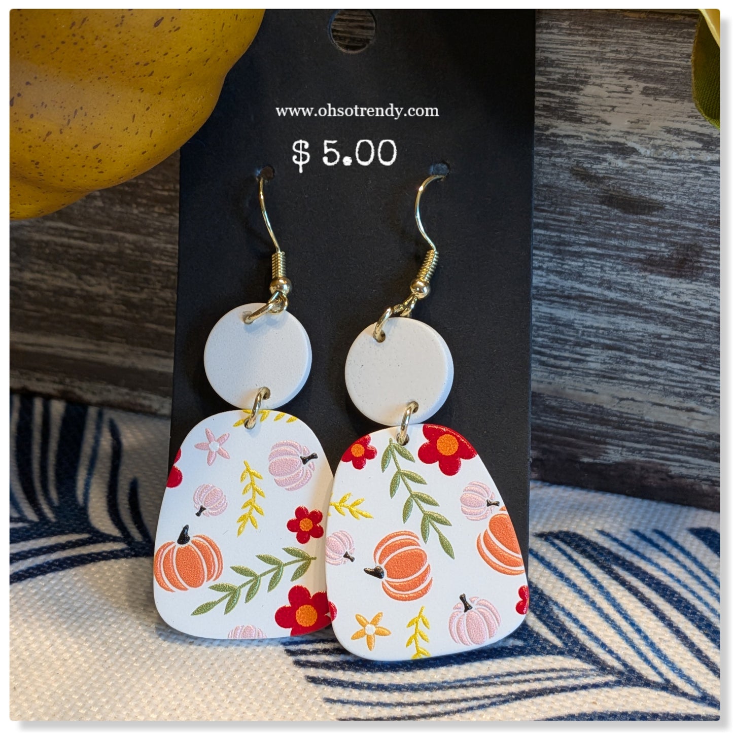 PUMPKIN EARRINGS