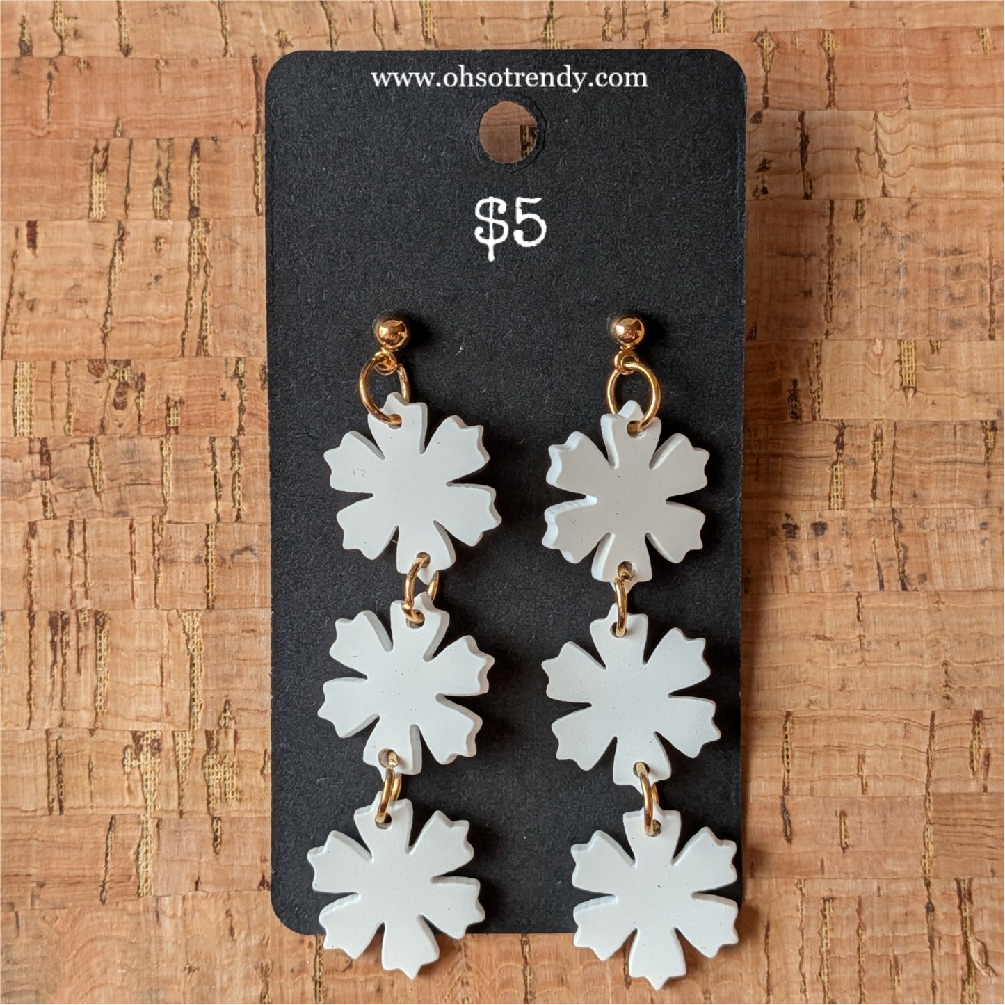 SNOWFLAKE EARRINGS