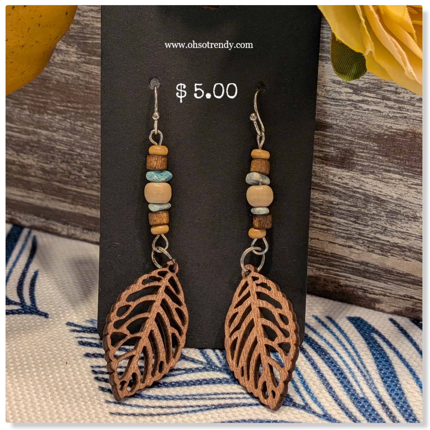 LEAF EARRINGS