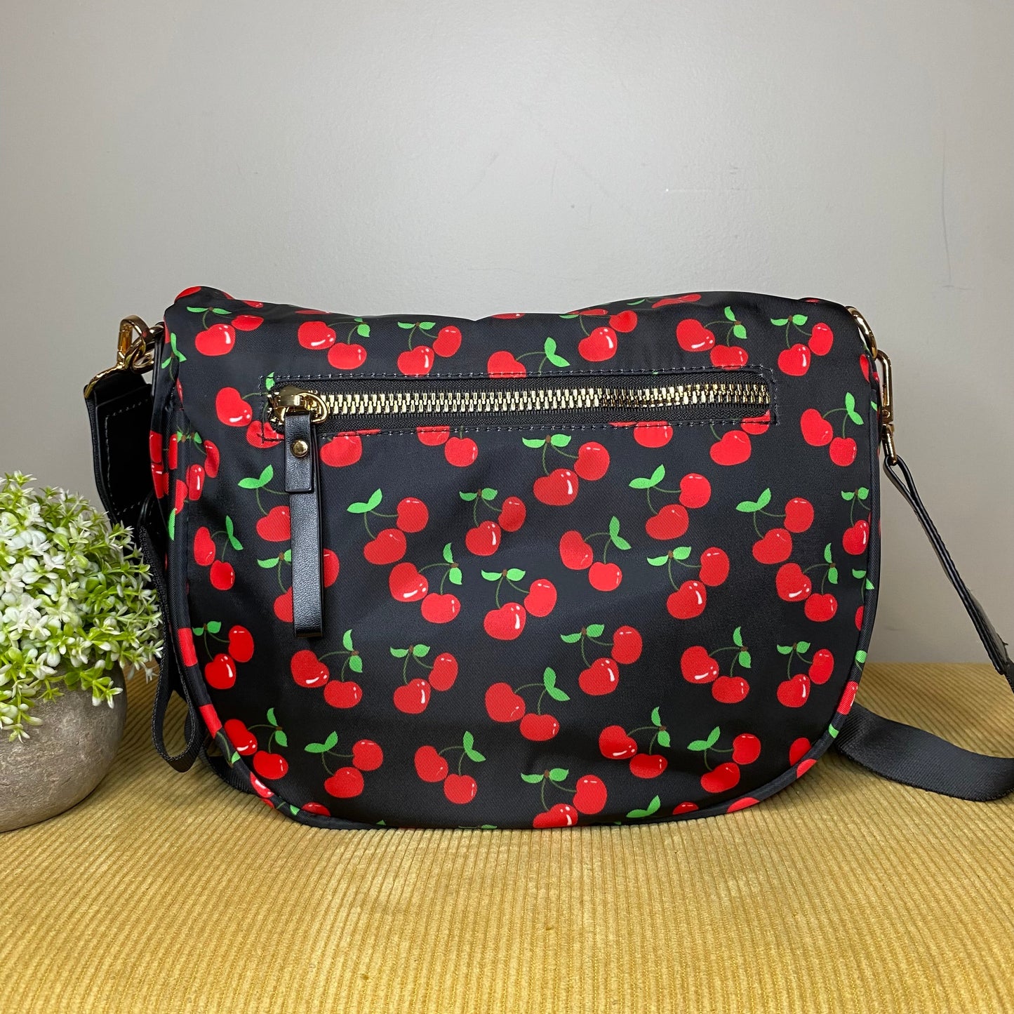 Roni - Nylon Crossbody - Cherry