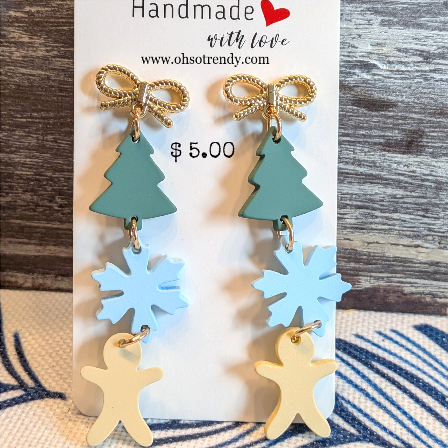 HOLIDAY EARRINGS
