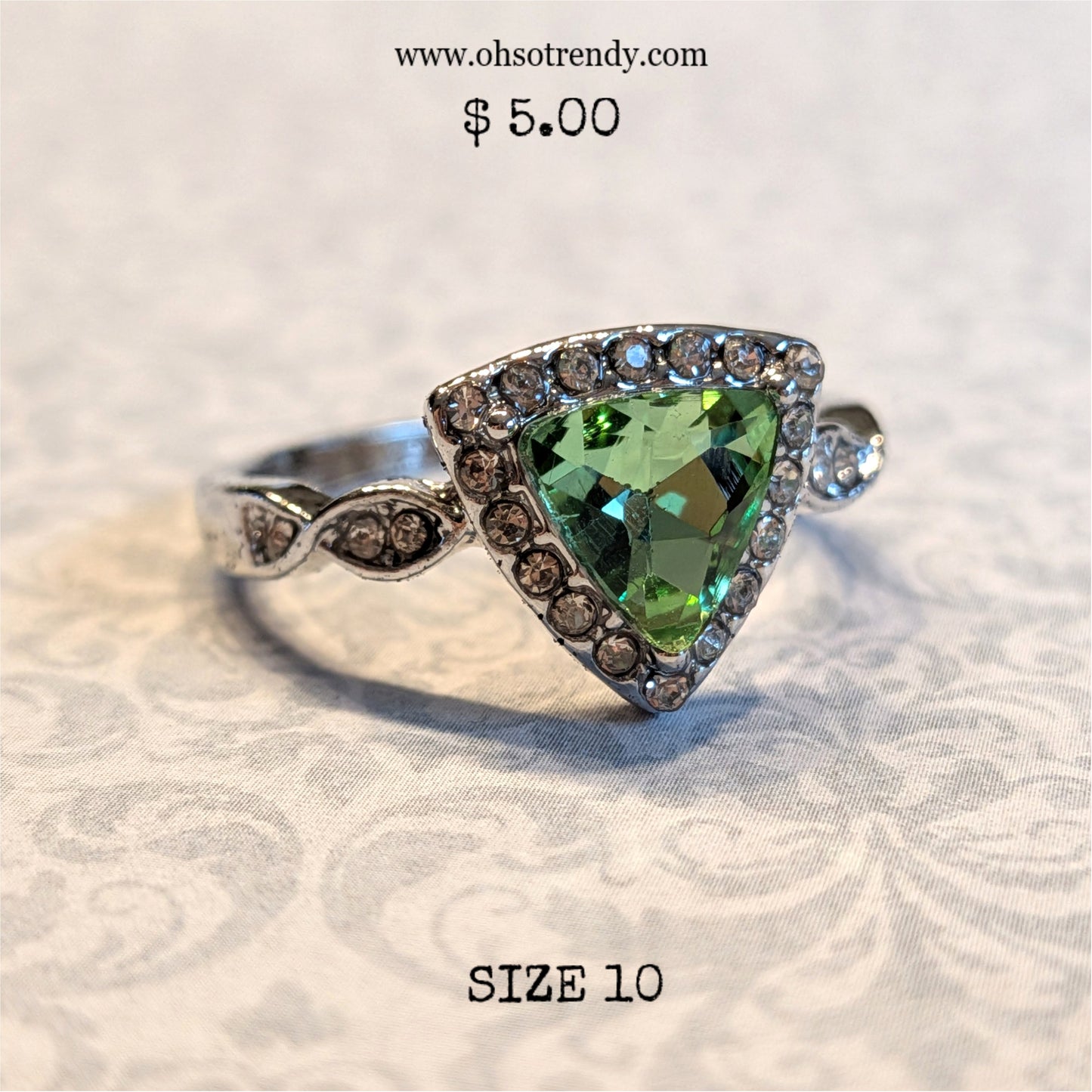 GREEN ZIRCON RING