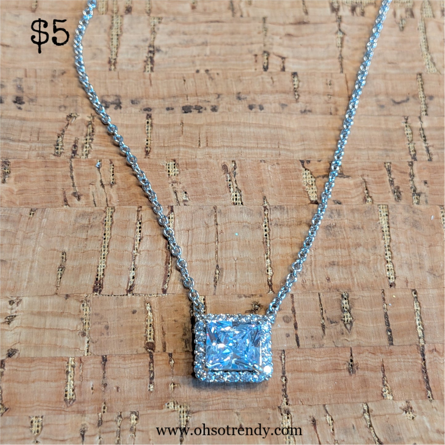 RHINESTONE NECKLACE