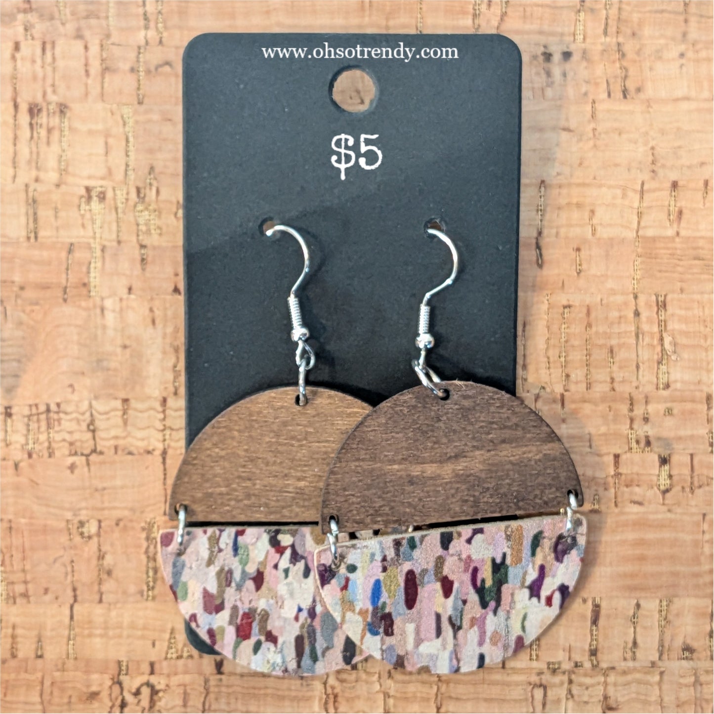 DROP EARRINGS