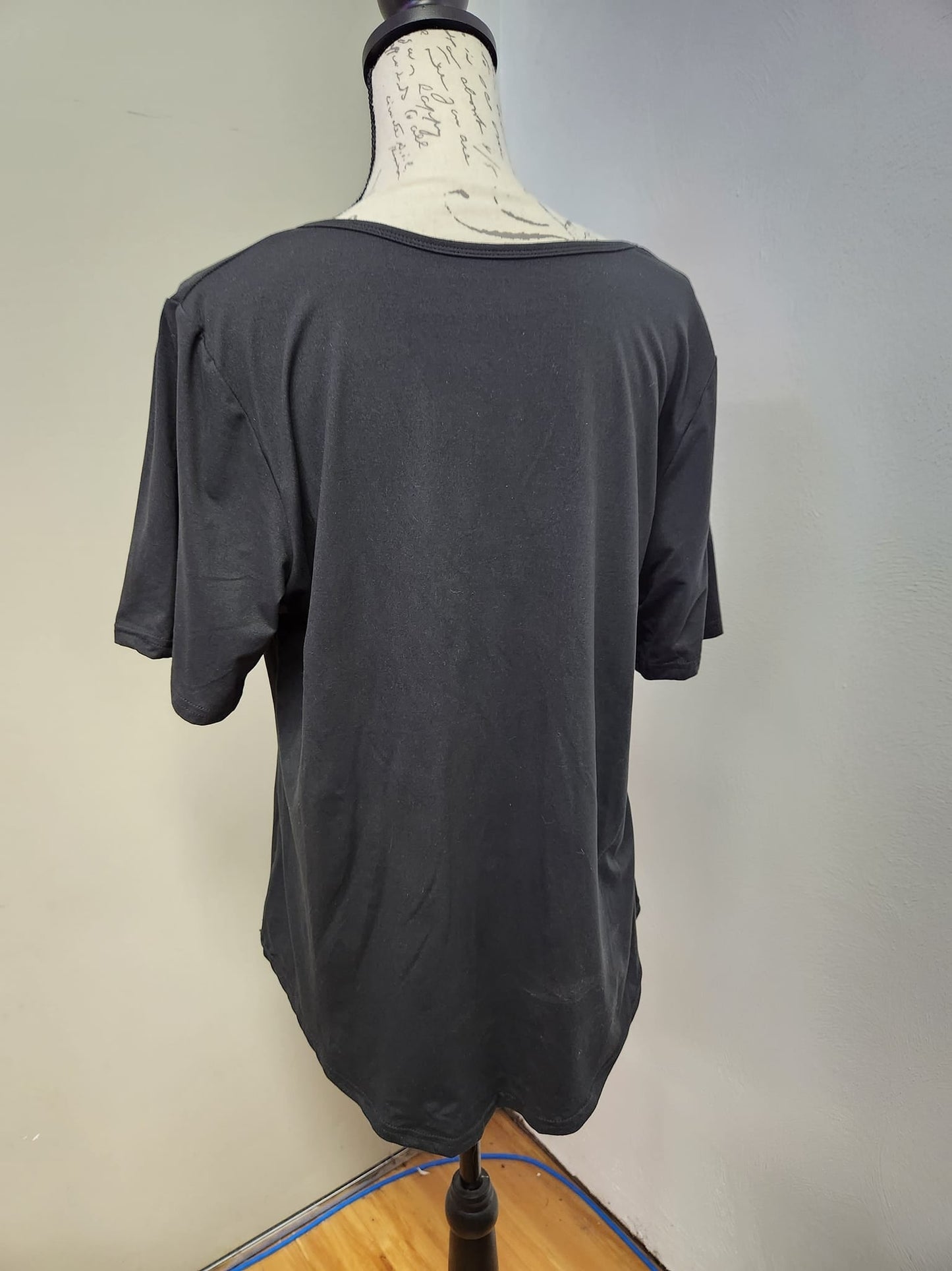 AROUND THE TREE - PATTERN POCKET OUTFIT RUN 14 CLOSING 10/4