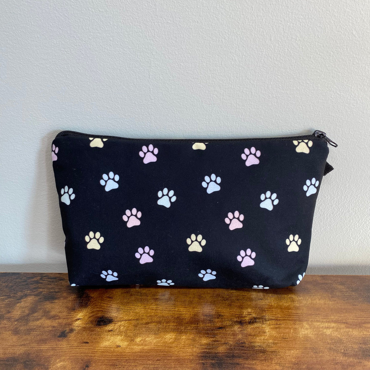 Pouch - Dog Pastel Paw Prints