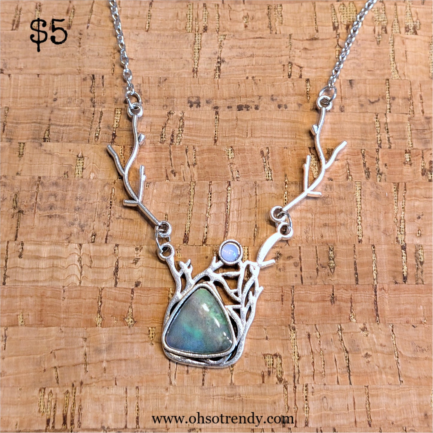 ANTLER NECKLACE
