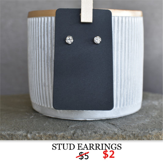 STUD EARRINGS