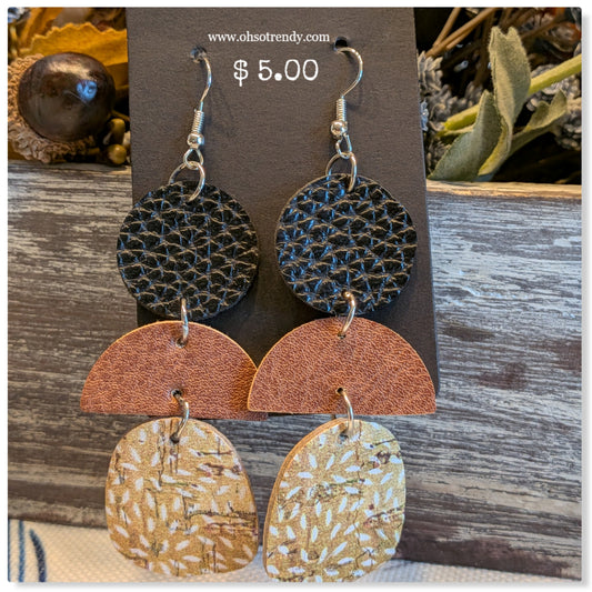 DROP EARRINGS