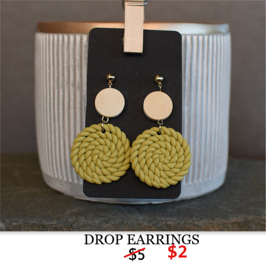 DROP EARRINGS