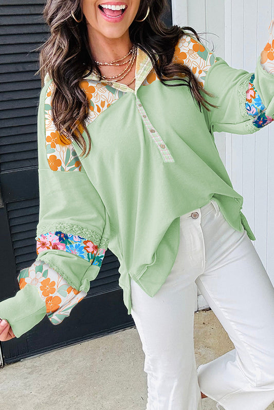 Lace Floral Hooded Pullover August.