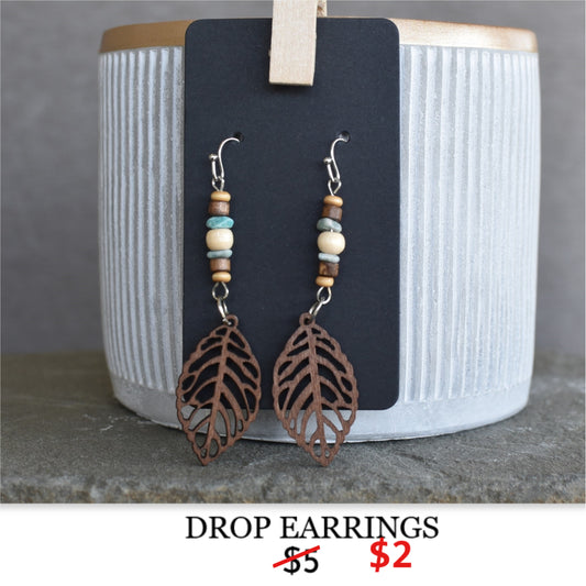 DROP EARRINGS