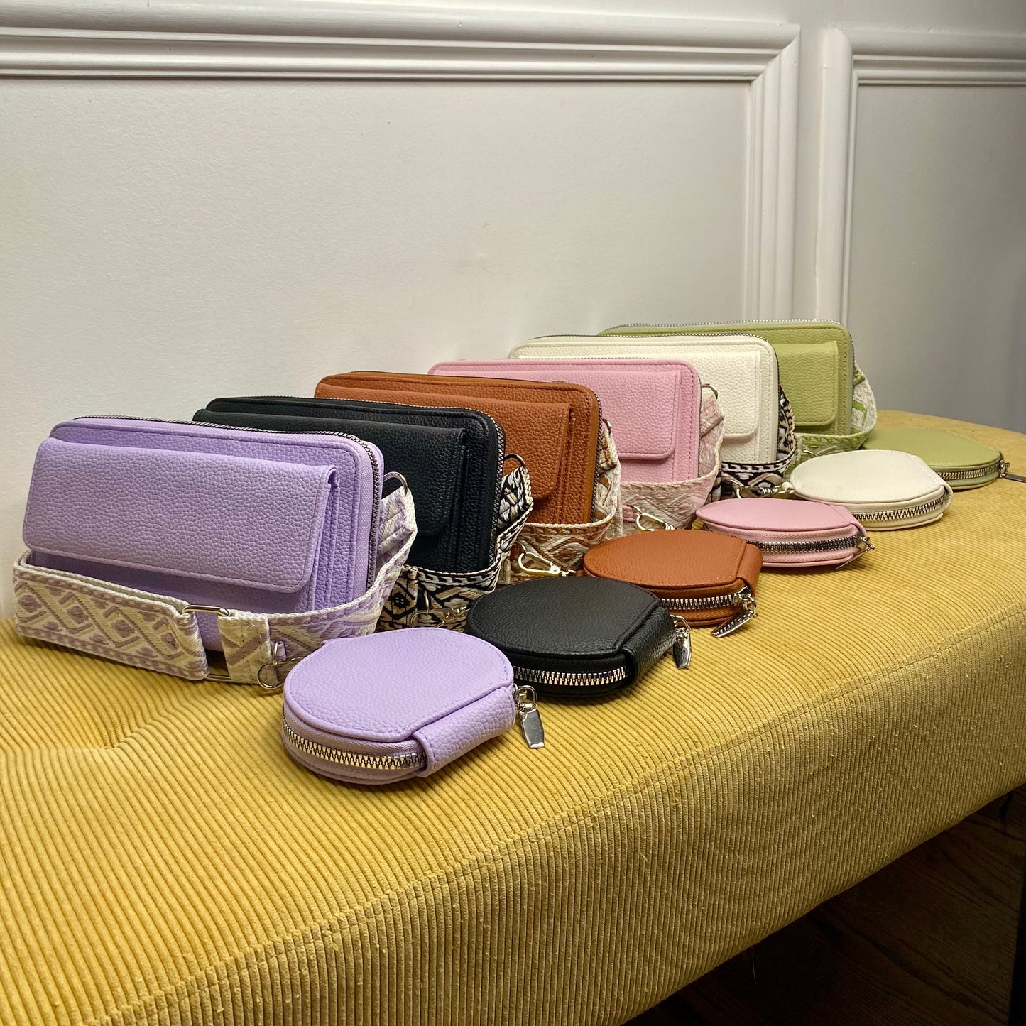 Alice Phone Wallet - PREORDER