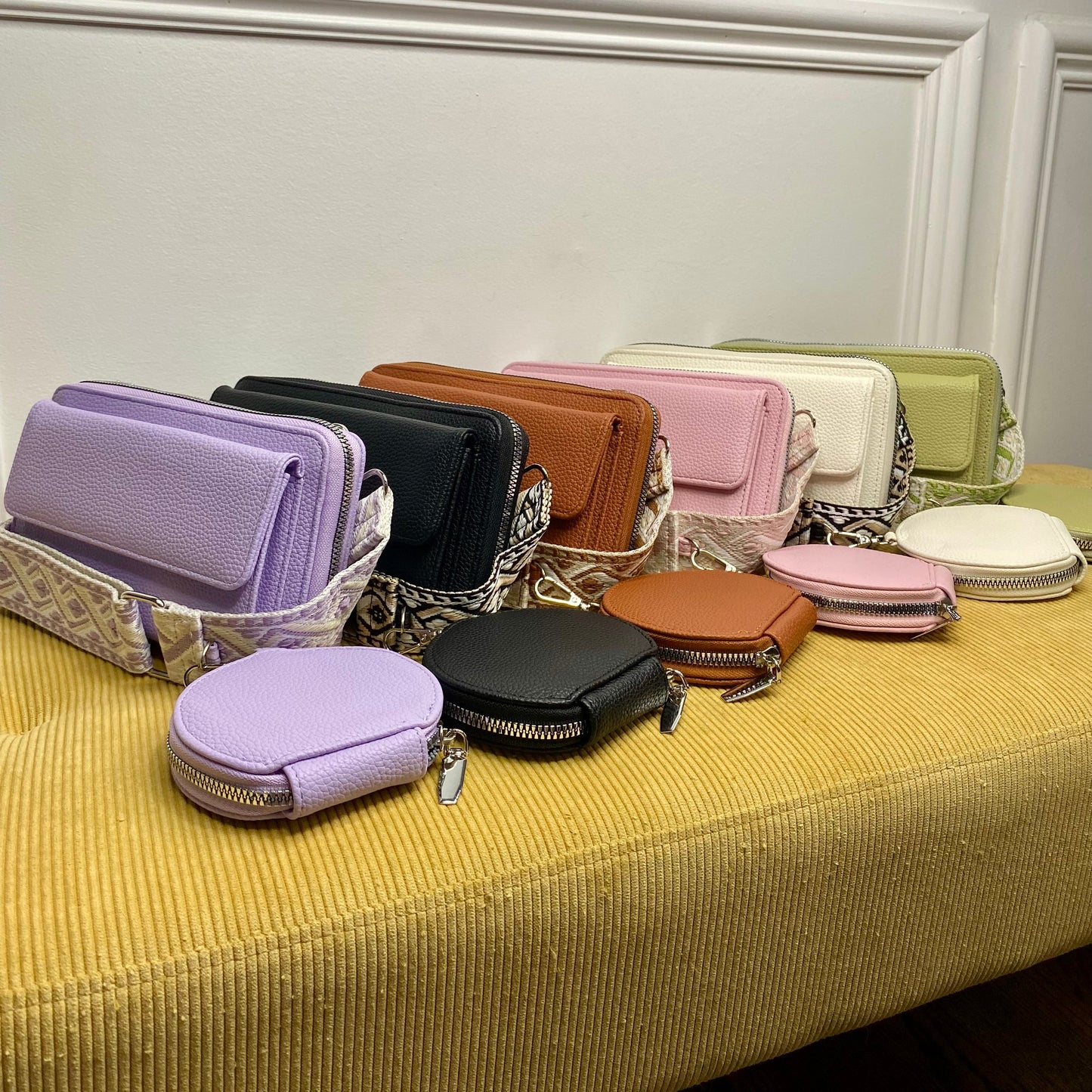 Alice Phone Wallet - PREORDER