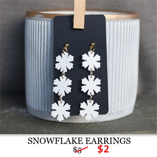 SNOWFLAKE EARRINGS
