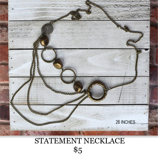 STATEMENT NECKLACE