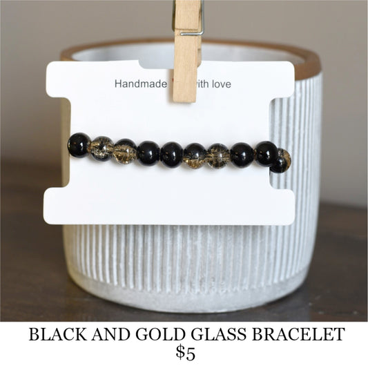 BLACK AND GOLD GLASS BRACELET