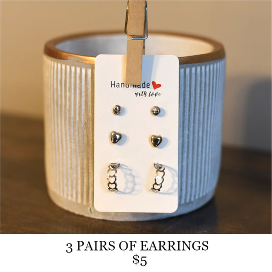 3 PAIRS OF EARRINGS
