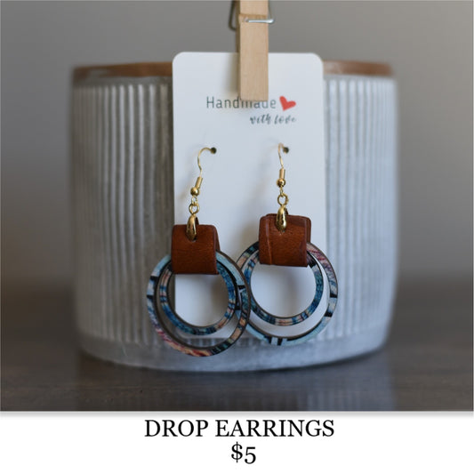 DROP EARRINGS