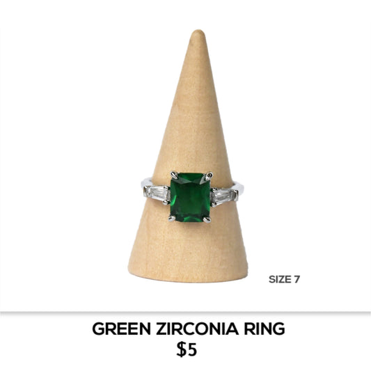 GREEN ZIRCONIA RING