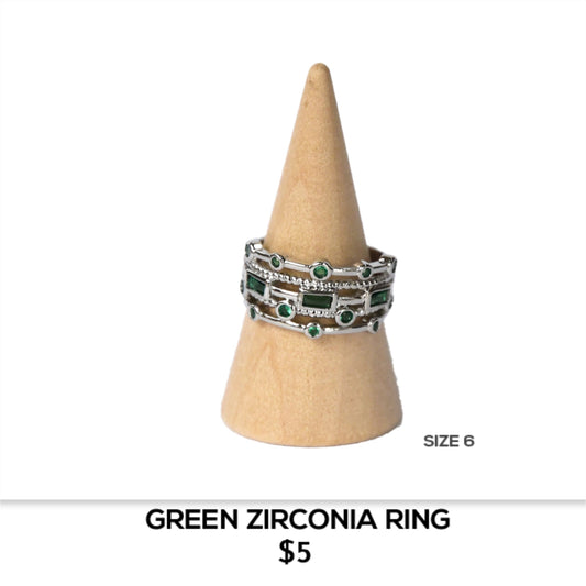 GREEN ZIRCONIA RING