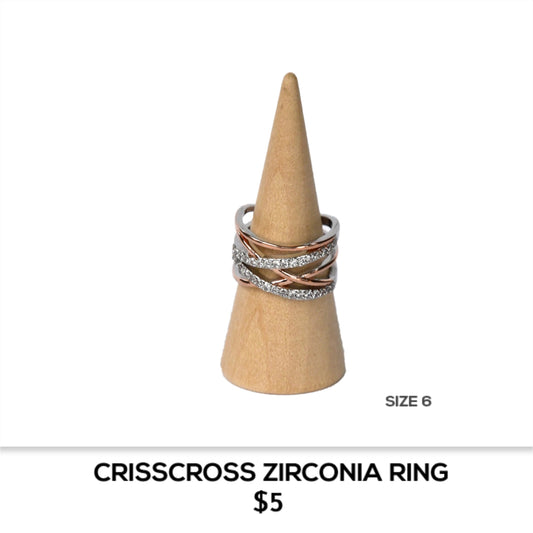 CRISSCROSS ZIRCONIA RING