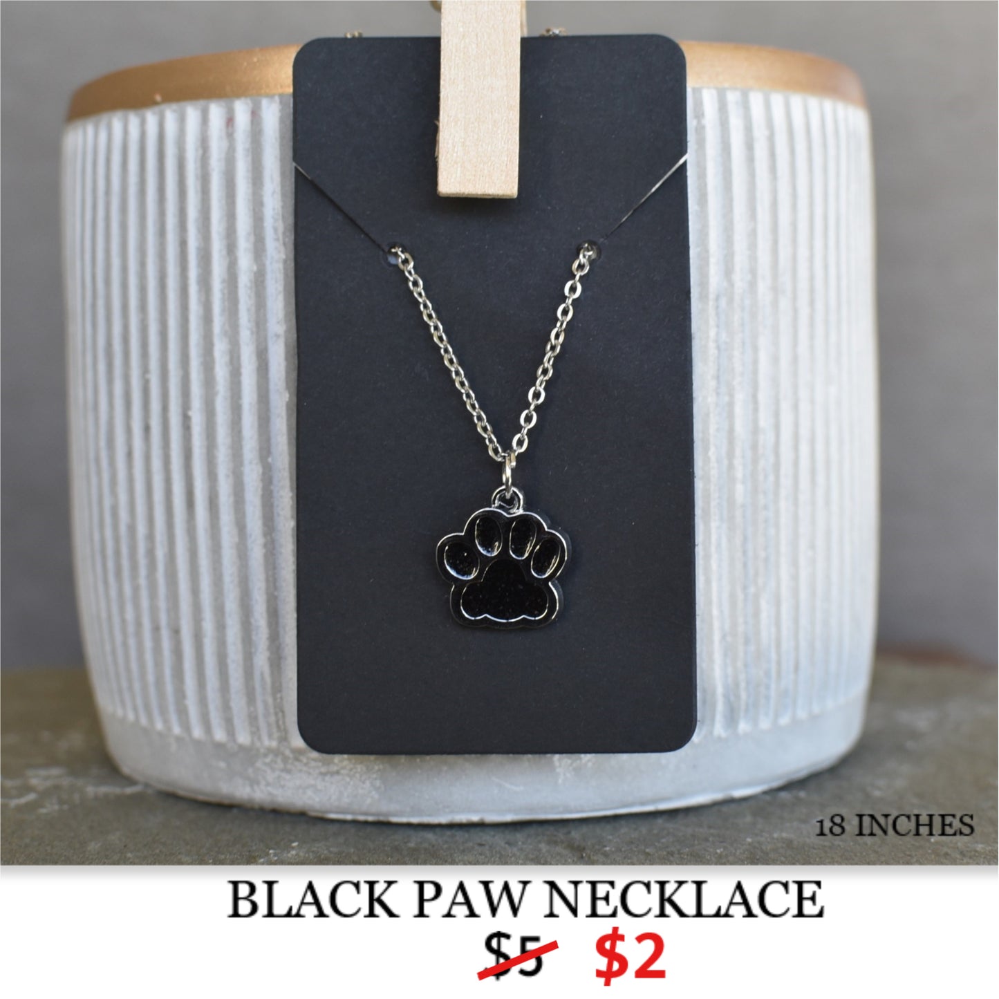 PAW NECKLACE