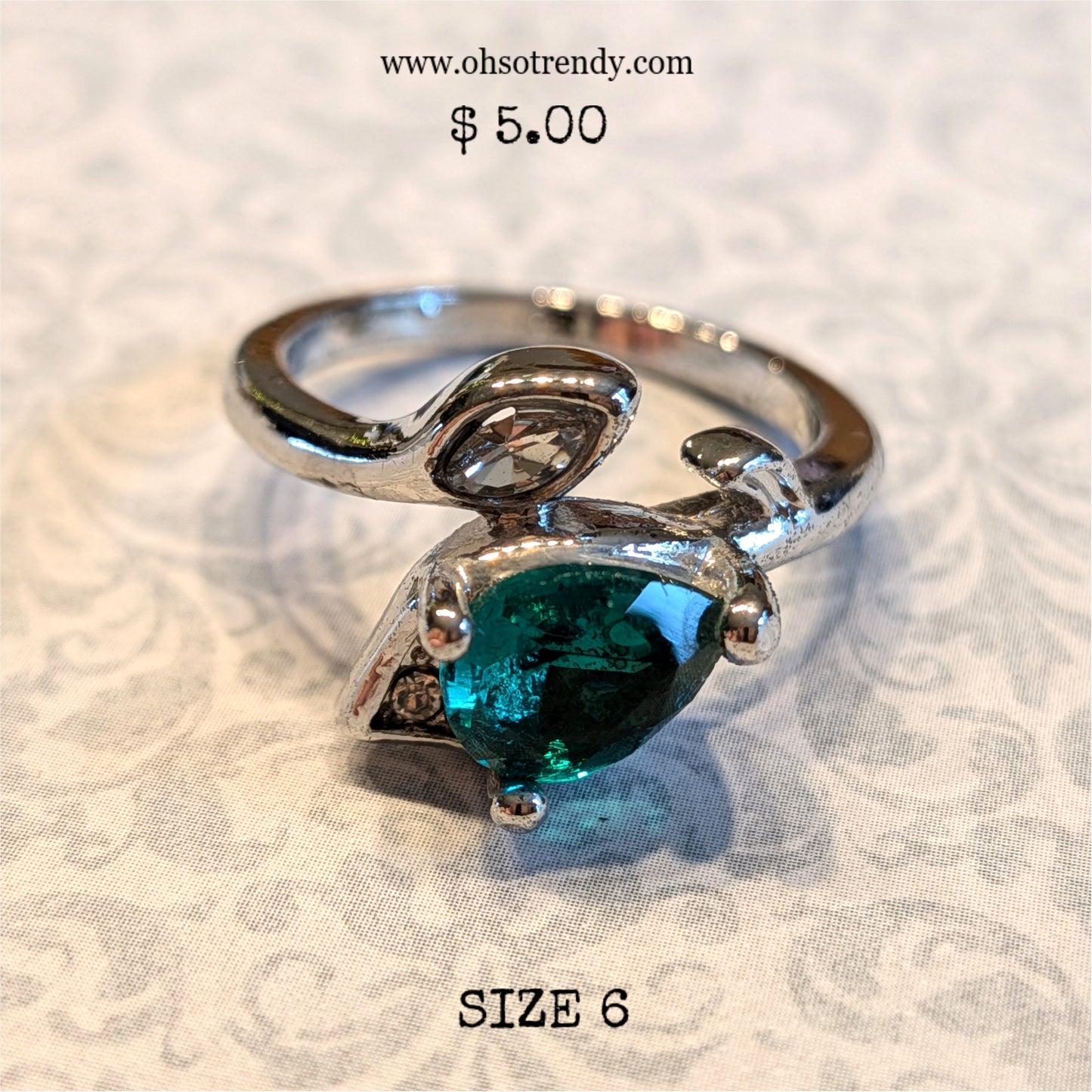 GREEN ZIRCON RING