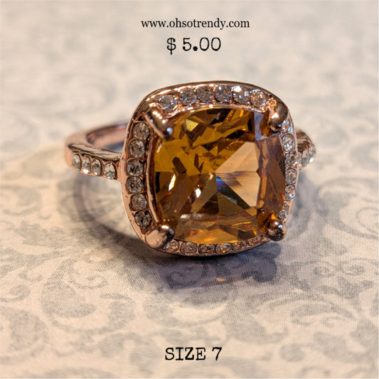 AMBER ZIRCON RING