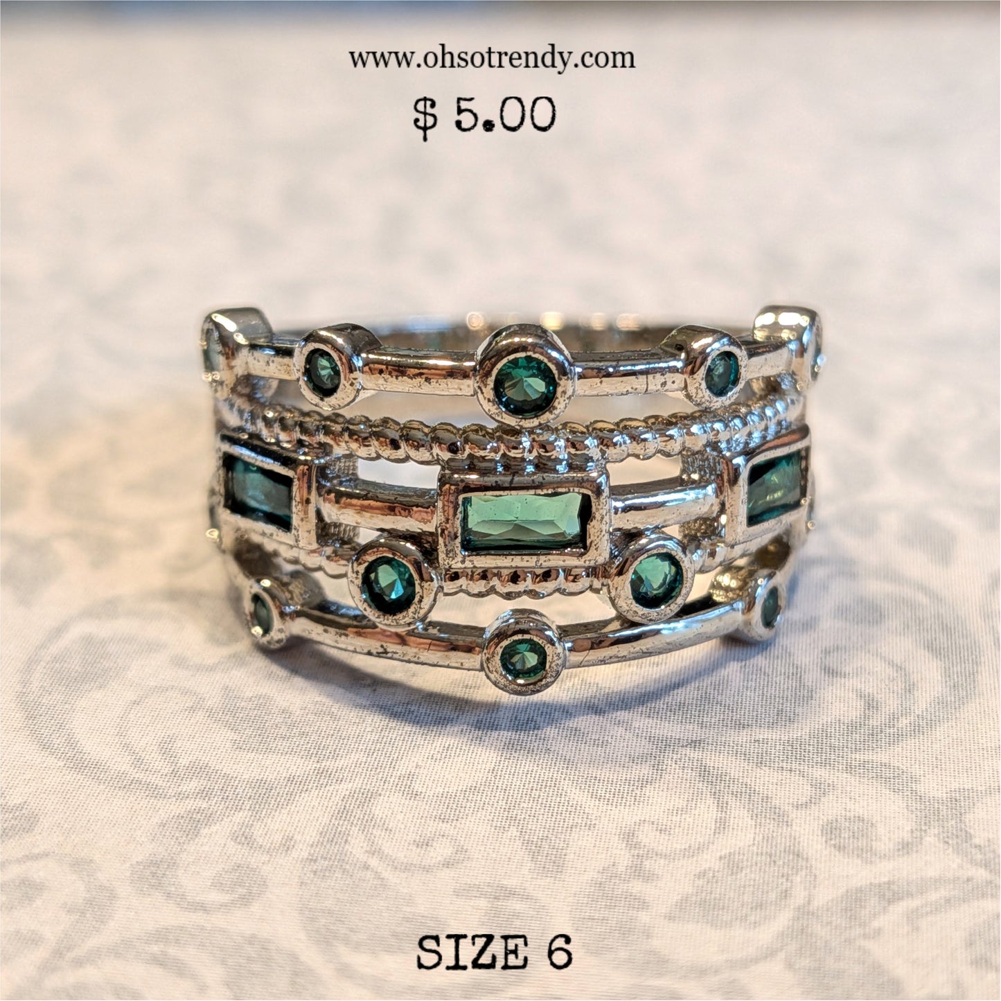 GREEN ZIRCONIA RING