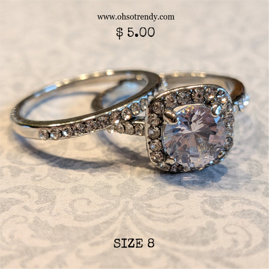 ZIRCON RING