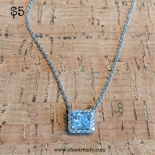 RHINESTONE NECKLACE