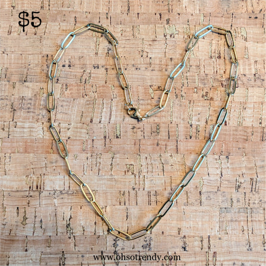 PAPERCLIP NECKLACE