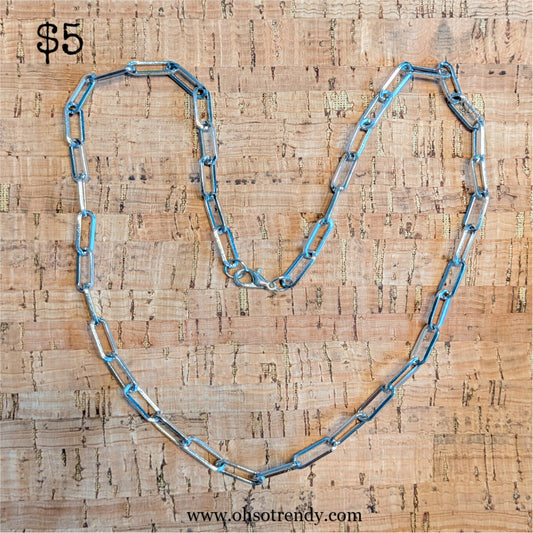 PAPERCLIP NECKLACE