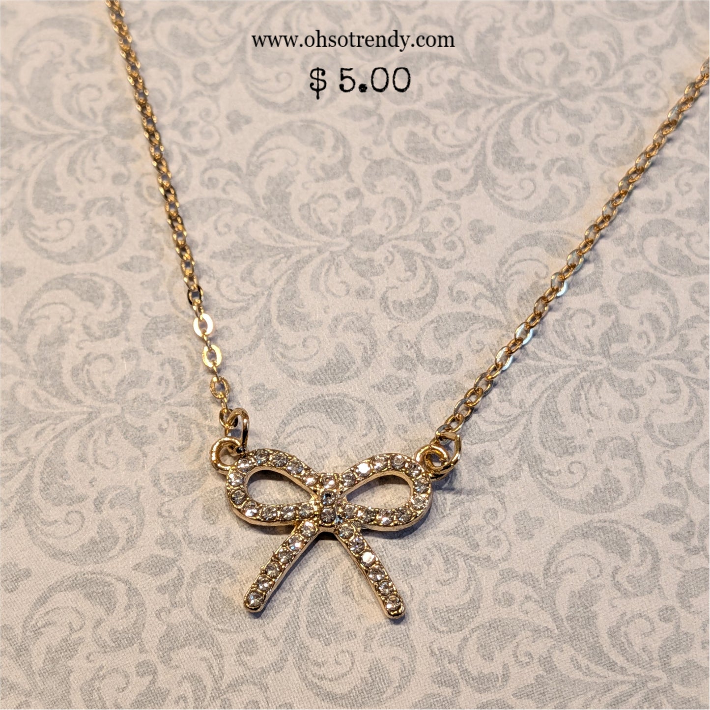 BOW NECKLACE