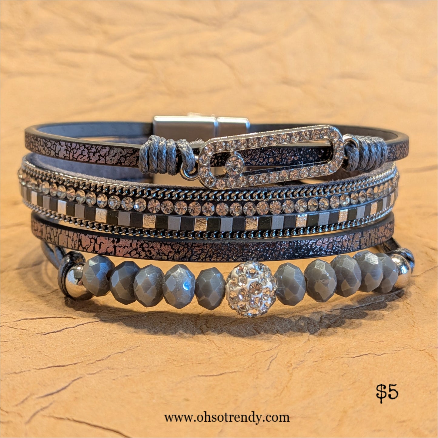 MAGNETIC CLOSURE BRACELET