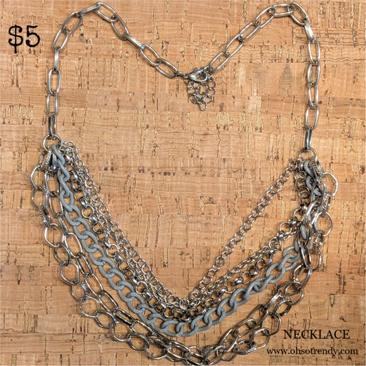 LAYERED NECKLACE