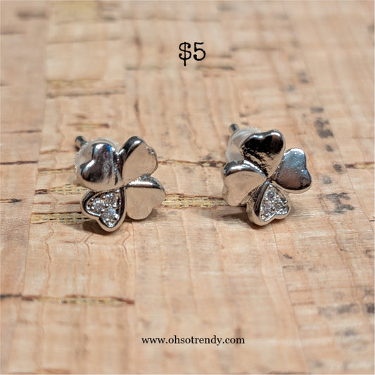 SILVER CLOVER EARRINGS