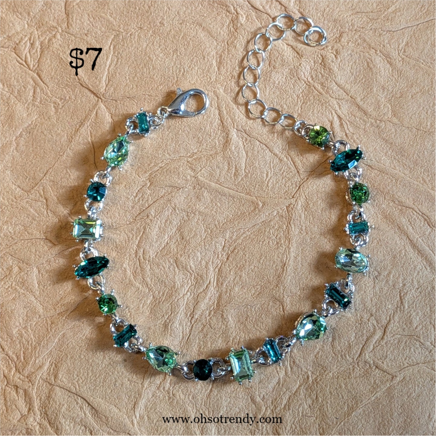 GREEN RHINESTONE BRACELET